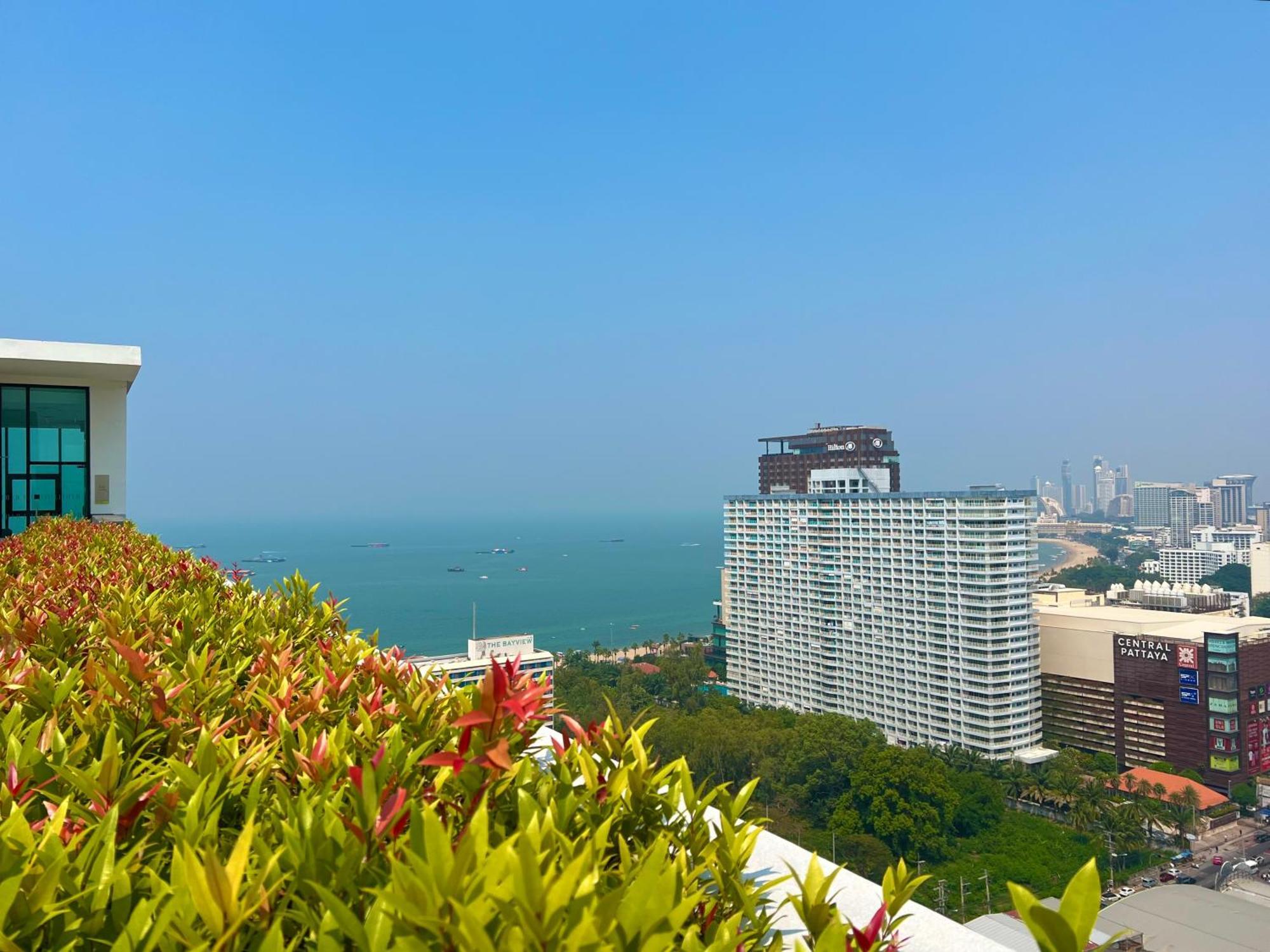Sea View Pattaya Beach @The Base Central Паттайя Экстерьер фото